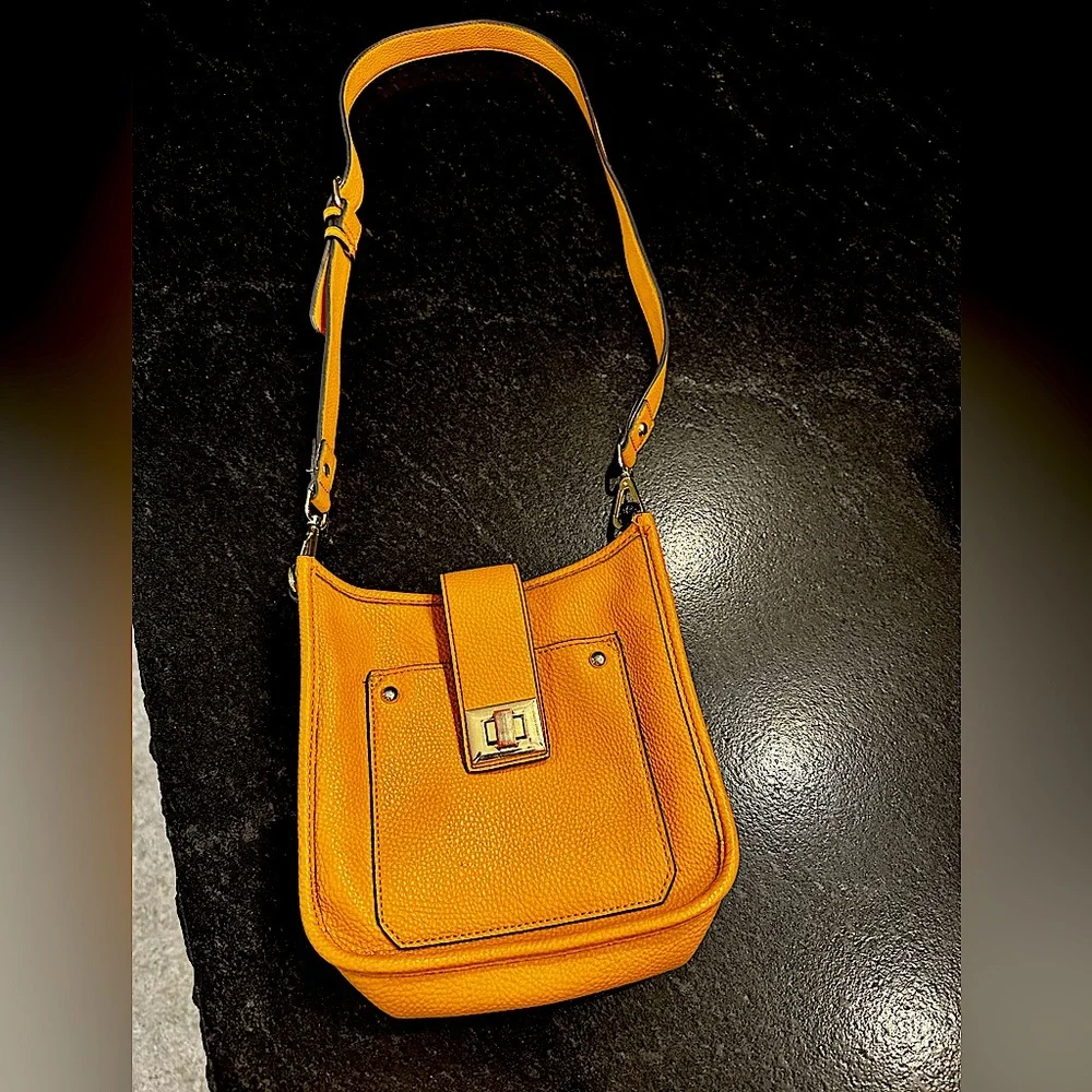 Steve Madden Purse - Picture 1 of 3